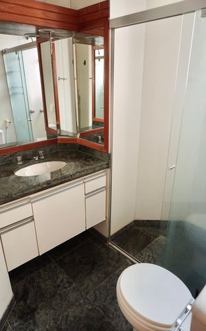 Studio para alugar com 48m², 1 quarto e 1 vaga Studio para alugar com 48m², 1 quarto e 1 vagaBanheiro Social