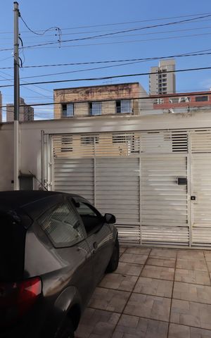 Casa à venda com 55m², 3 quartos e 2 vagasGaragem