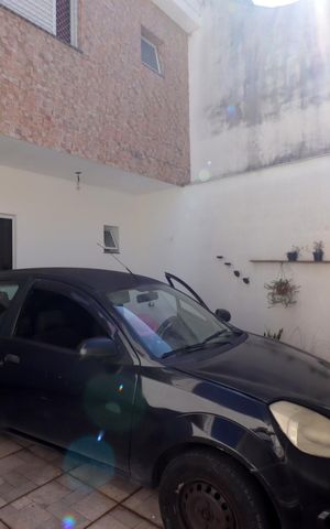 Casa à venda com 55m², 3 quartos e 2 vagasGaragem