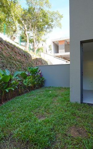 Casa para alugar com 256m², 3 quartos e 3 vagasÁrea externa
