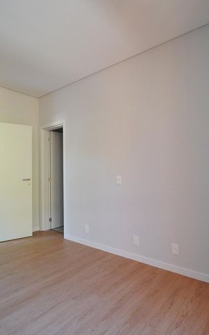 Casa para alugar com 256m², 3 quartos e 3 vagasSuíte 1