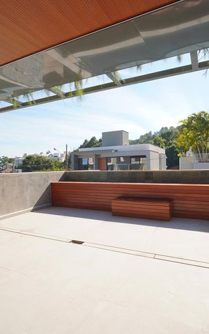 Casa para alugar com 256m², 3 quartos e 3 vagasVaranda da Sala e piscina