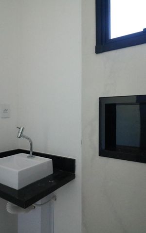 Apartamento à venda com 99m², 2 quartos e 2 vagasBanheiro da Suíte