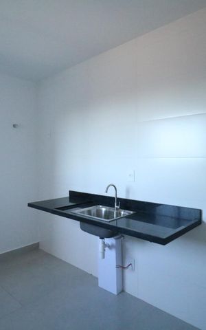 Apartamento à venda com 99m², 2 quartos e 2 vagasCozinha e Área de Serviço