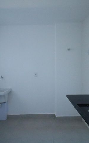 Apartamento à venda com 99m², 2 quartos e 2 vagasCozinha e Área de Serviço