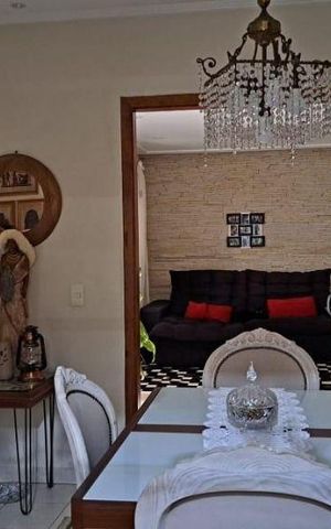 Casa à venda com 120m², 3 quartos e 2 vagas