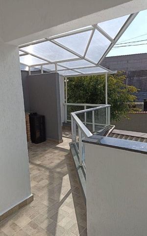 Casa à venda com 63m², 2 quartos e 3 vagas