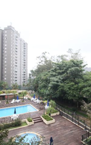 Apartamento para alugar com 60m², 2 quartos e 1 vagaVista da Sacada