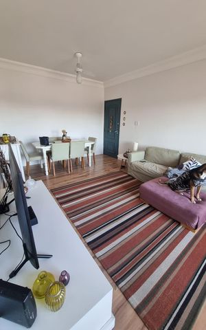 Apartamento à venda com 85m², 2 quartos e 1 vaga Apartamento à venda com 85m², 2 quartos e 1 vagaSala