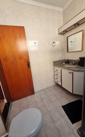 Apartamento à venda com 85m², 2 quartos e 1 vaga Apartamento à venda com 85m², 2 quartos e 1 vagaBanheiro