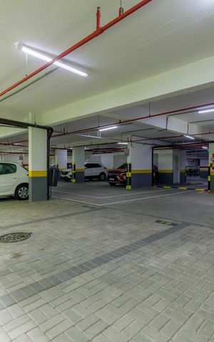 Apartamento à venda com 83m², 3 quartos e 1 vaga Apartamento à venda com 83m², 3 quartos e 1 vagaÁrea comum