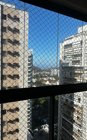 Apartamento à venda com 83m², 3 quartos e 1 vaga Apartamento à venda com 83m², 3 quartos e 1 vagaVaranda