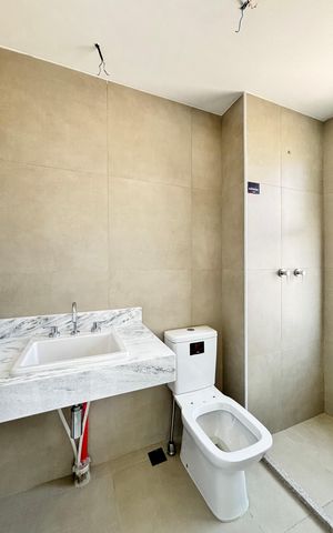 Apartamento à venda com 82m², 2 quartos e 1 vaga Apartamento à venda com 82m², 2 quartos e 1 vagaBanheiro da Suíte 1