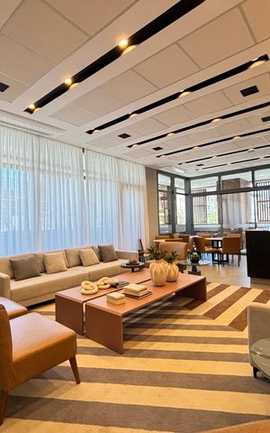 Apartamento à venda com 82m², 2 quartos e 1 vaga Apartamento à venda com 82m², 2 quartos e 1 vagaÁrea comum - Salão de festas