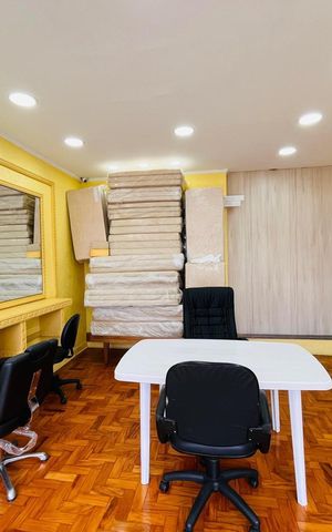 Casa à venda com 410m², 4 quartos e 6 vagas Casa à venda com 410m², 4 quartos e 6 vagasQuarto