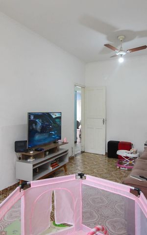 Casa à venda com 86m², 2 quartos e 2 vagas Casa à venda com 86m², 2 quartos e 2 vagasSala