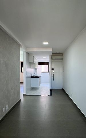 Apartamento à venda com 53m², 2 quartos e 1 vaga Apartamento à venda com 53m², 2 quartos e 1 vagaSala