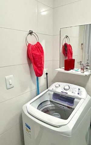 Studio à venda com 29m², 1 quarto e sem vaga Studio à venda com 29m², 1 quarto e sem vagaBanheiro e Área de Serviço