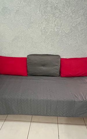 Studio à venda com 29m², 1 quarto e sem vaga Studio à venda com 29m², 1 quarto e sem vagaSala e Cozinha