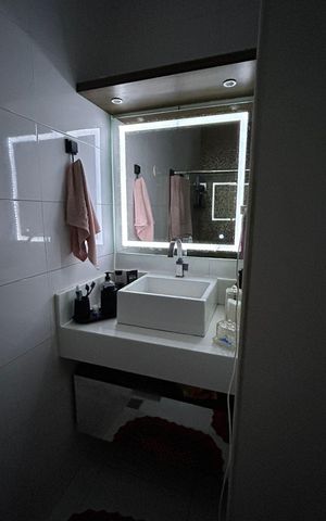 Casa à venda com 120m², 3 quartos e 1 vaga Casa à venda com 120m², 3 quartos e 1 vagaBanheiro