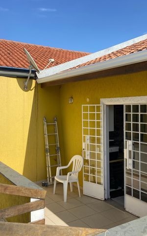 Casa à venda com 240m², 4 quartos e 4 vagas Casa à venda com 240m², 4 quartos e 4 vagasSaída pelo escritório