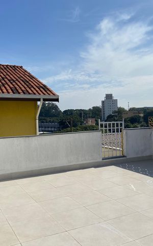 Casa à venda com 240m², 4 quartos e 4 vagas Casa à venda com 240m², 4 quartos e 4 vagasChurrasqueira