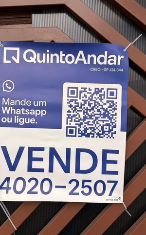 Casa à venda com 300m², 3 quartos e 3 vagas Casa à venda com 300m², 3 quartos e 3 vagasPlaca grande WYNY-102