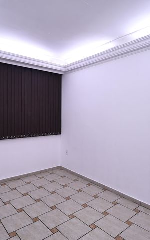 Casa à venda com 300m², 3 quartos e 3 vagas Casa à venda com 300m², 3 quartos e 3 vagasSala