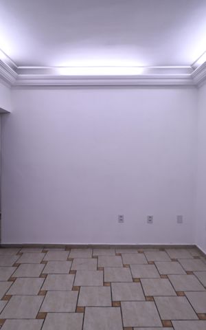 Casa à venda com 300m², 3 quartos e 3 vagas Casa à venda com 300m², 3 quartos e 3 vagasSala