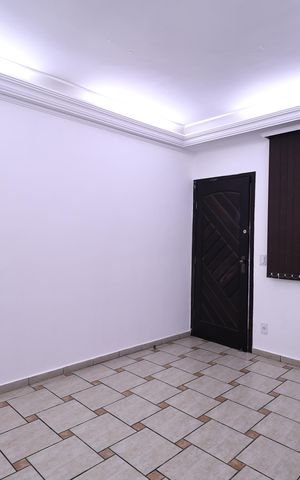 Casa à venda com 300m², 3 quartos e 3 vagas Casa à venda com 300m², 3 quartos e 3 vagasSala