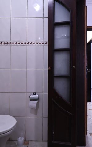 Casa à venda com 300m², 3 quartos e 3 vagas Casa à venda com 300m², 3 quartos e 3 vagasBanheiro da Suíte