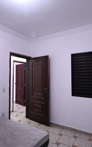 Casa à venda com 300m², 3 quartos e 3 vagas Casa à venda com 300m², 3 quartos e 3 vagasQuarto 1