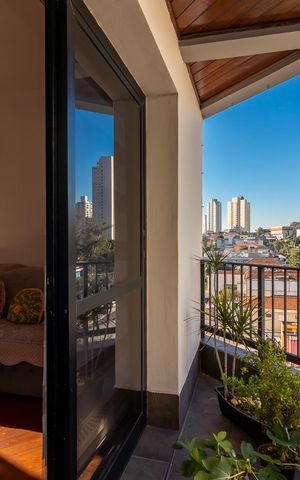 Apartamento à venda com 140m², 3 quartos e 3 vagas Apartamento à venda com 140m², 3 quartos e 3 vagasVaranda da Sala