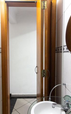 Casa à venda com 120m², 3 quartos e 2 vagas Casa à venda com 120m², 3 quartos e 2 vagasLavabo
