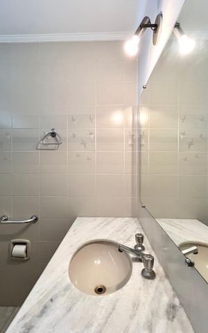 Apartamento para alugar com 200m², 3 quartos e 1 vagaBanheiro