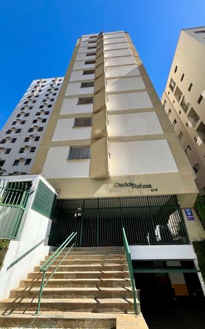 Apartamento para alugar com 200m², 3 quartos e 1 vagaFachada do Prédio