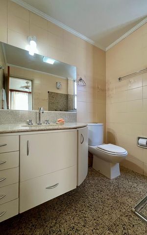 Apartamento para alugar com 200m², 3 quartos e 1 vagaBanheiro da Suíte
