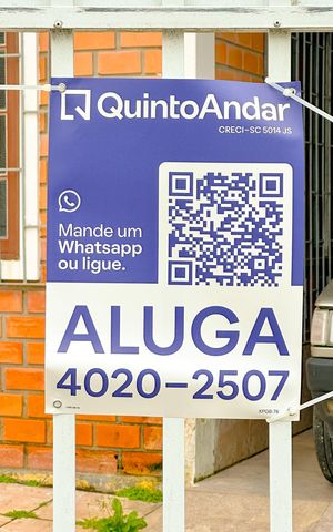 Casa para alugar com 70m², 2 quartos e 2 vagasPlaquinha