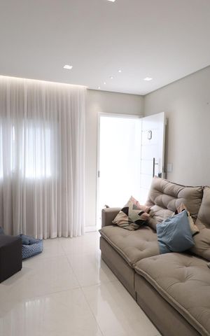 Casa à venda com 100m², 3 quartos e 2 vagasSala