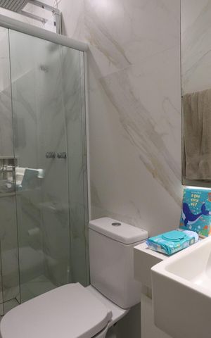 Casa à venda com 100m², 3 quartos e 2 vagasBanheiro da Suíte 2