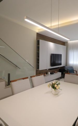 Casa à venda com 100m², 3 quartos e 2 vagasSala