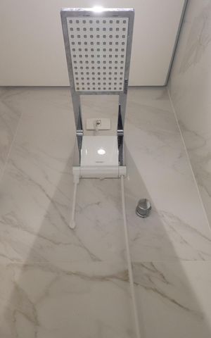 Casa à venda com 100m², 3 quartos e 2 vagasBanheiro da Suíte 3
