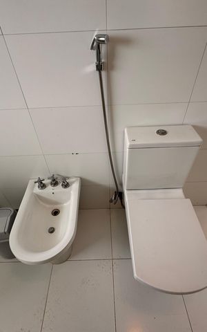 Apartamento para alugar com 260m², 4 quartos e 3 vagas Apartamento para alugar com 260m², 4 quartos e 3 vagasSuíte 1 (Master) - Banheiro