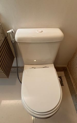 Apartamento para alugar com 260m², 4 quartos e 3 vagas Apartamento para alugar com 260m², 4 quartos e 3 vagasLavabo