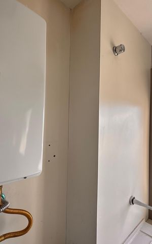 Apartamento para alugar com 260m², 4 quartos e 3 vagas Apartamento para alugar com 260m², 4 quartos e 3 vagasCozinha e Área de Serviço