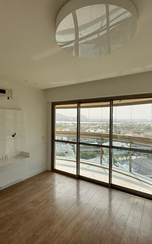 Apartamento para alugar com 260m², 4 quartos e 3 vagas Apartamento para alugar com 260m², 4 quartos e 3 vagasSuíte 1 (Master)