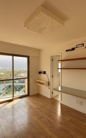 Apartamento para alugar com 260m², 4 quartos e 3 vagas Apartamento para alugar com 260m², 4 quartos e 3 vagasSuíte 4