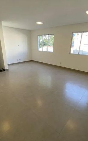 Casa de condomínio à venda com 90m², 2 quartos e 2 vagas