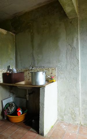 Casa à venda com 150m², 2 quartos e 1 vagaÁrea de Serviço