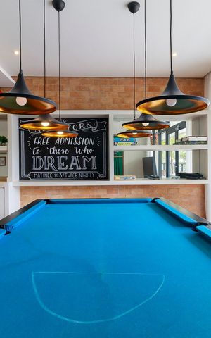 Studio para alugar com 40m², 1 quarto e 1 vaga Studio para alugar com 40m², 1 quarto e 1 vagaEspaço de Jogos